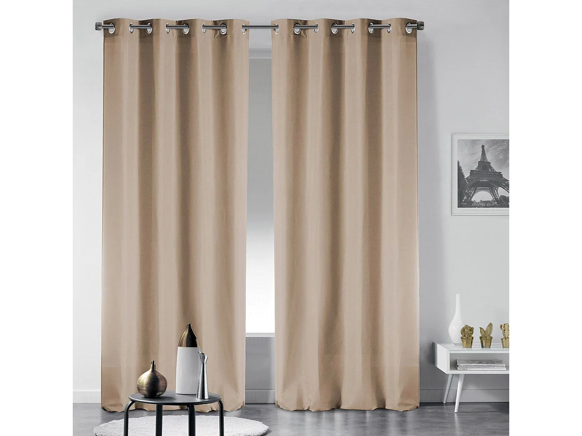 Einfarbiger Verdunkelungsvorhang mit Ösen 135 x 240 cm