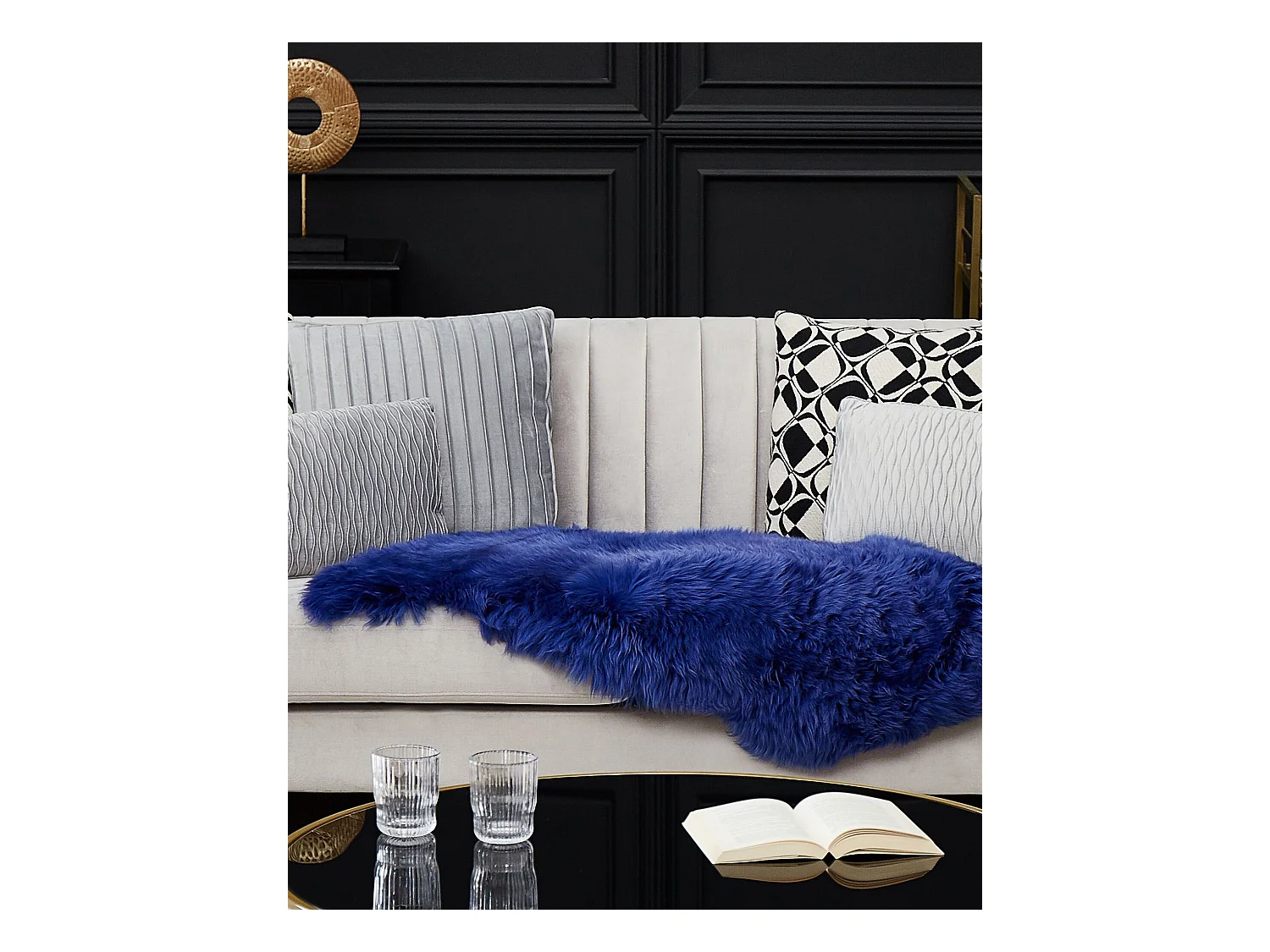 Stilvolles Schafflell natürliches Leder marineblau 65 x 110 cm Uluru