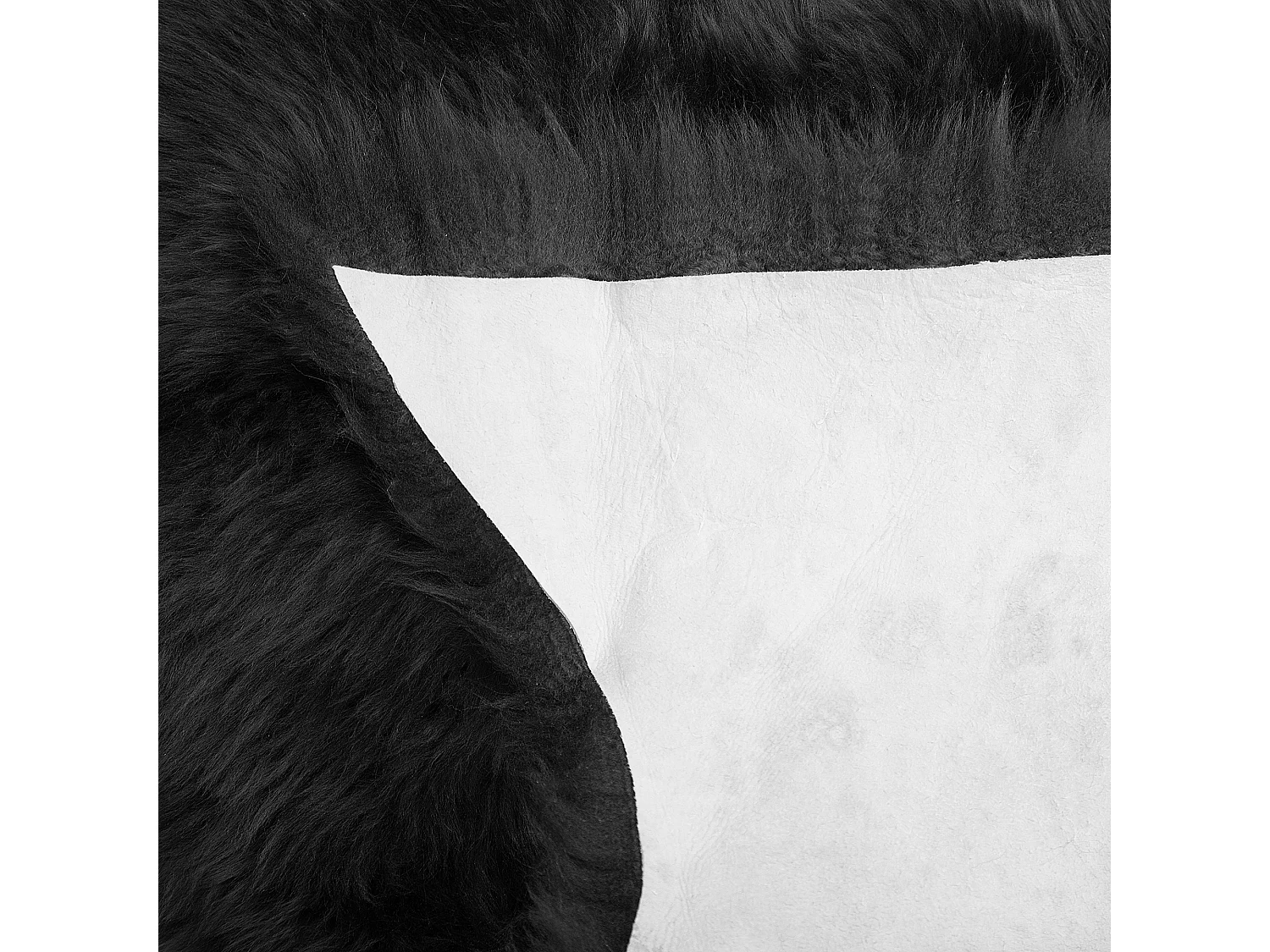 Schapenvel zwart 100-110 x 65 cm ULURU