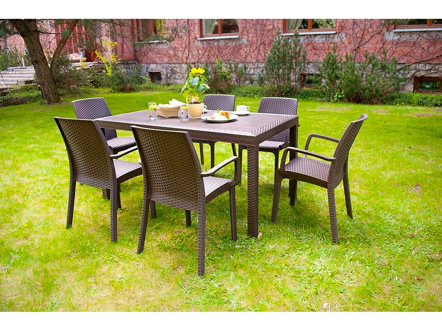 Table d'extérieur Debueh, Etagère de jardin rectangulaire, Table de jardin polyvalente effet rotin, 100% Made in Italy, 150x90h74 cm, Marron