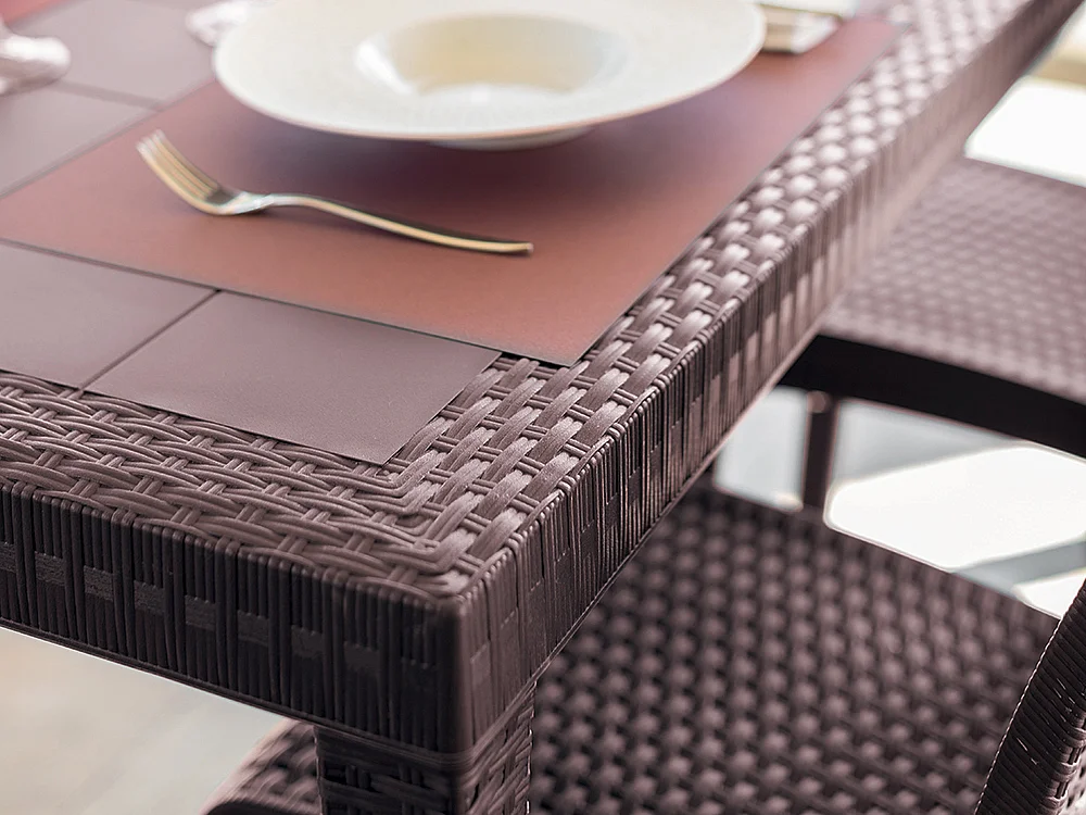 Table d'extérieur Debueh, Etagère de jardin rectangulaire, Table de jardin polyvalente effet rotin, 100% Made in Italy, 150x90h74 cm, Marron