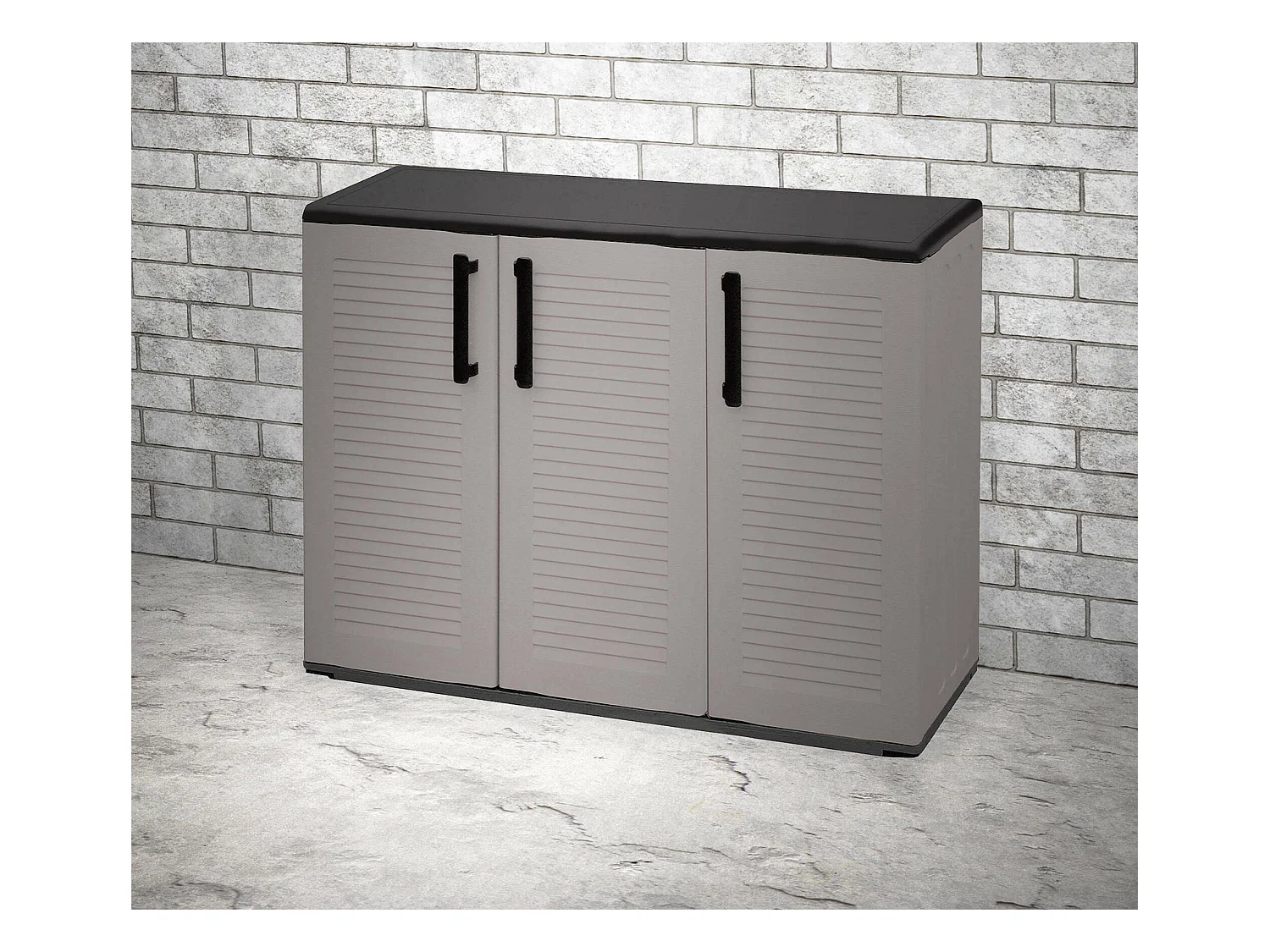 Mehrzweck Außen oder Innenwechselschrank, 3 türiges Mobile und 1 Polypropylen Regal, 100% Made in Italy, 102x37H84 cm, graue Farbe