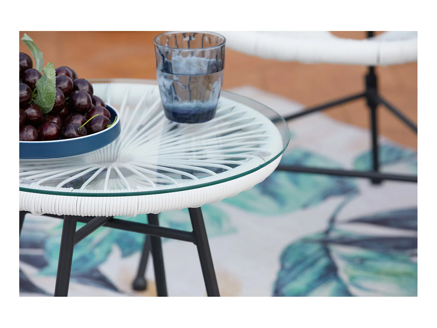 Juego de 2 sillones huevo + mesa de centro blanco ACAPULCO