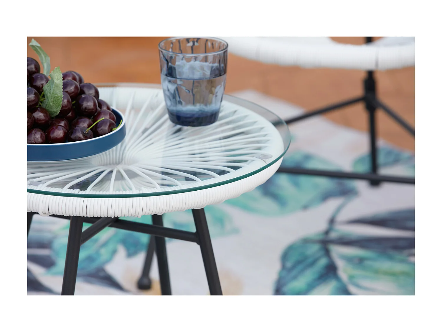 Loungeset 2 Ei-vormige Fauteuils + Lage Tafel Wit Mexicaans Design ACAPULCO Retro van Epoxy Gecoat Staal