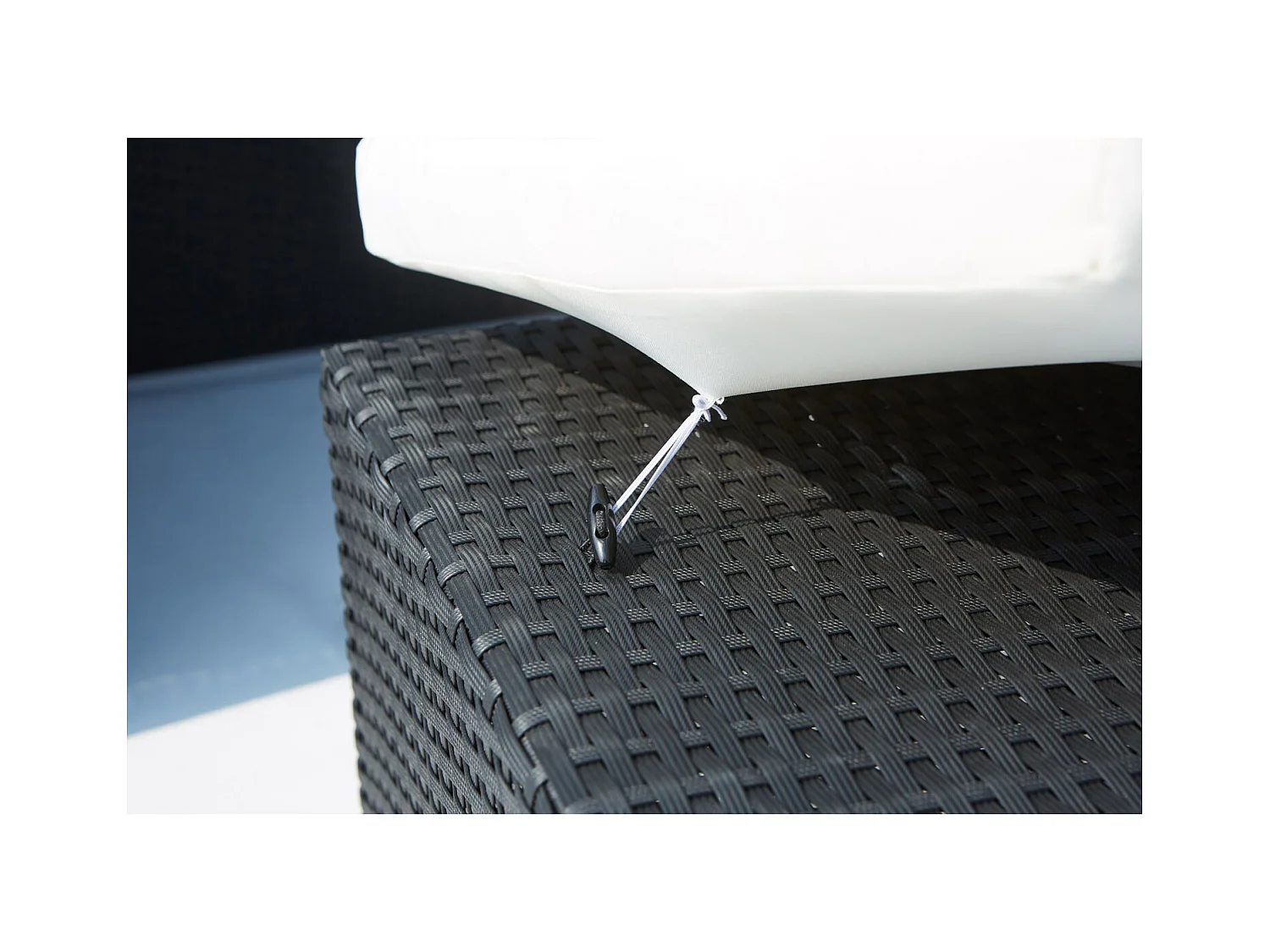 Salotto da giardino a incasso 8 posti resina intrecciata bianco/nero MONACO