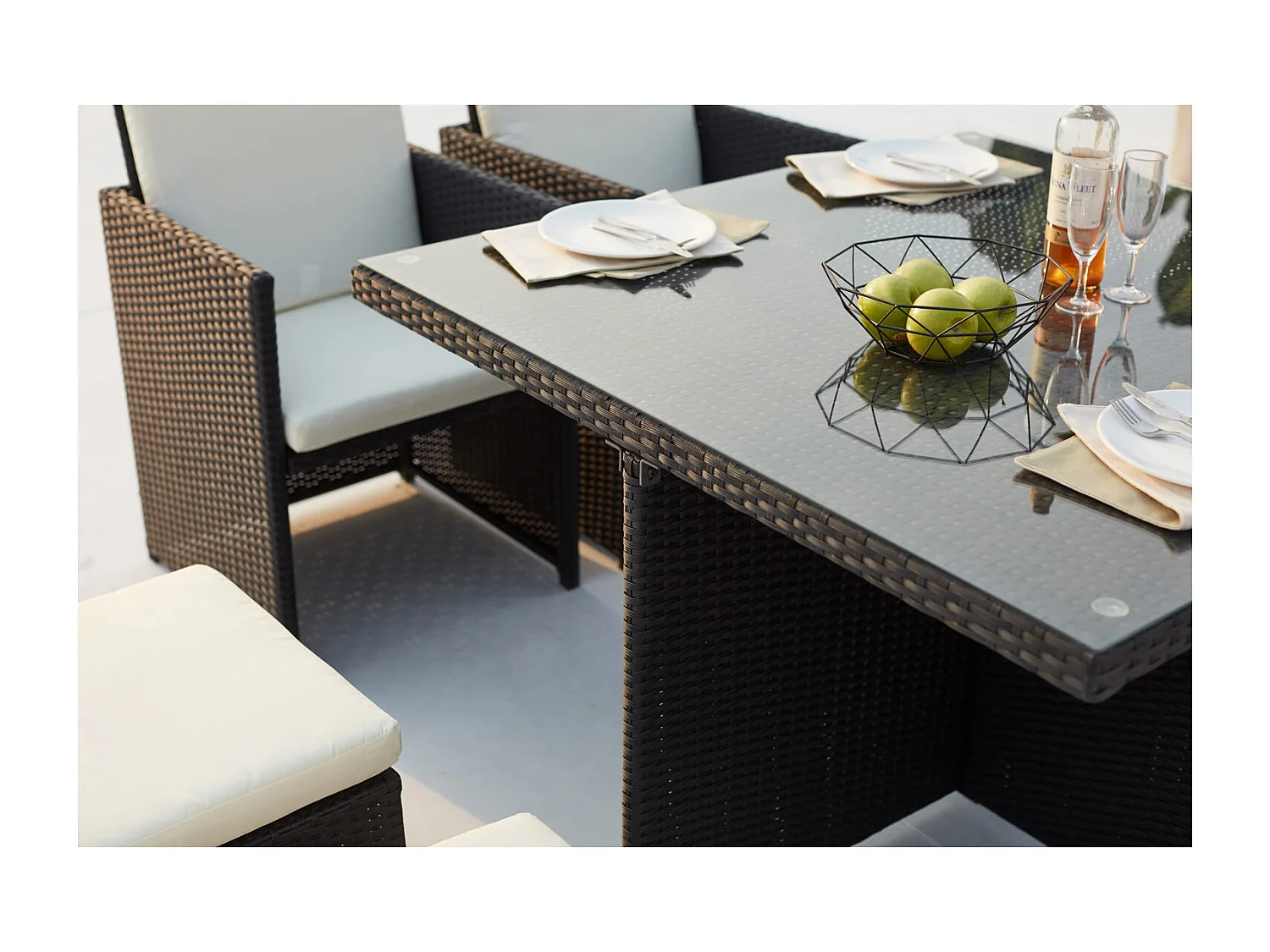 Salotto da giardino a incasso 8 posti resina intrecciata bianco/nero MONACO