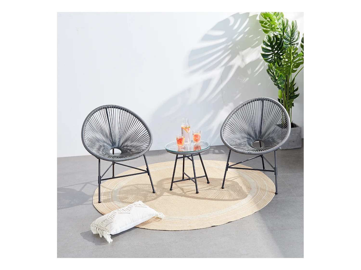 Gartenmöbel, 2 runde Sessel und grauer Couchtisch ACAPULCO