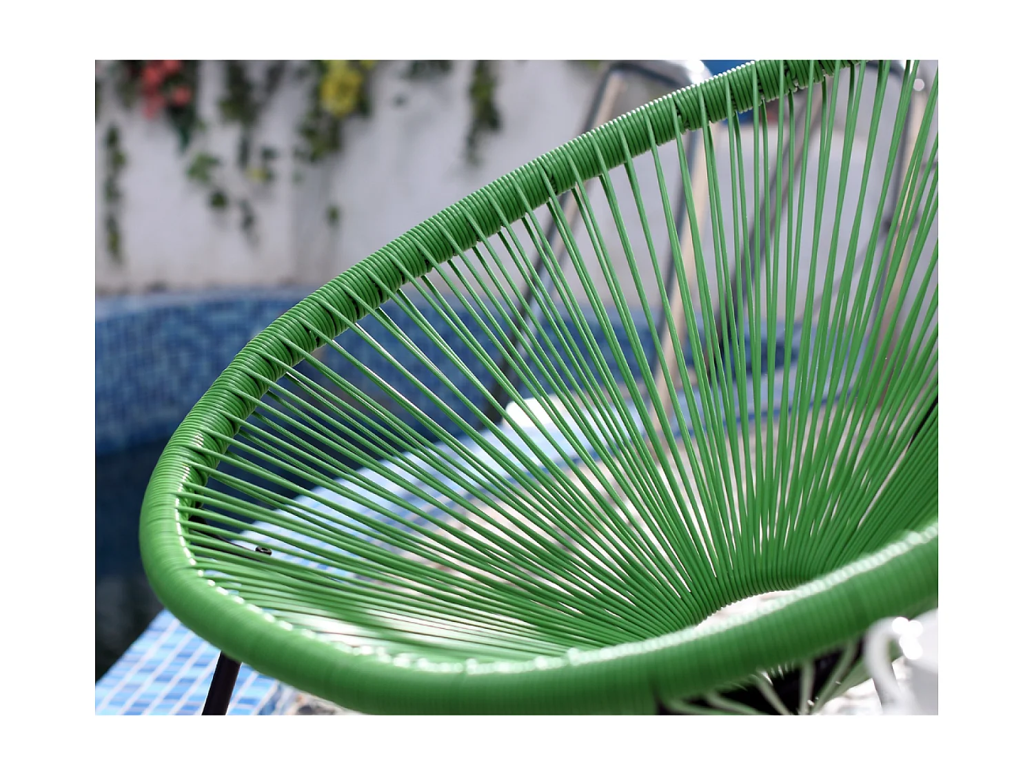 Salon de jardin 2 fauteuils ronds et table basse vert ACAPULCO