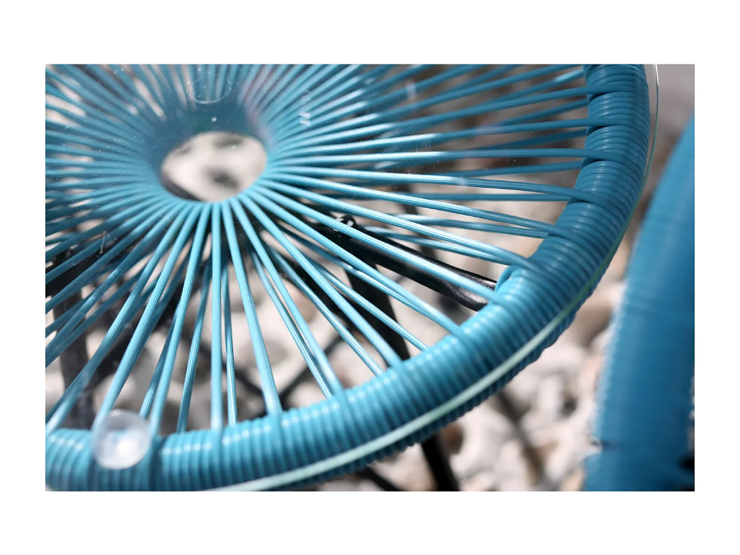 Set di 2 poltrone a forma di uovo + tavolino blu ACAPULCO