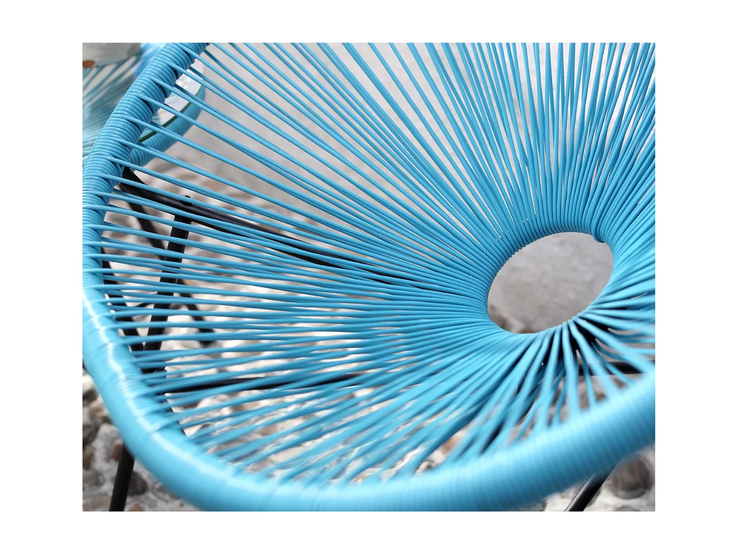 Set di 2 poltrone a forma di uovo + tavolino blu ACAPULCO