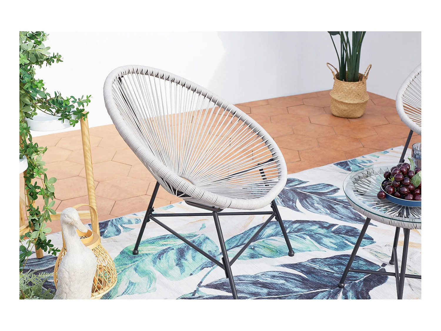 Gartenmöbel, 2 runde Sessel und hellgrauer Couchtisch ACAPULCO