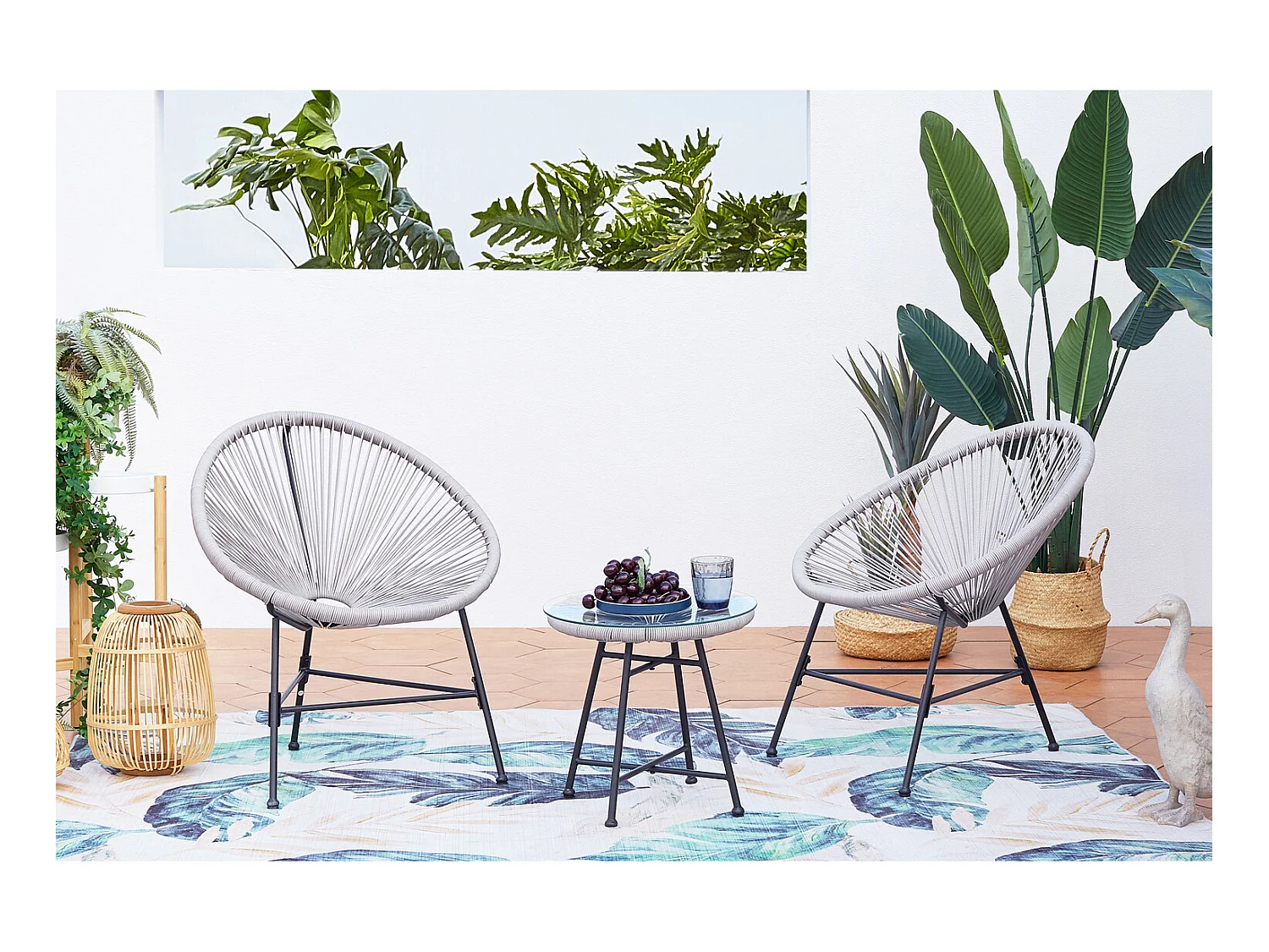 Gartenmöbel, 2 runde Sessel und hellgrauer Couchtisch ACAPULCO