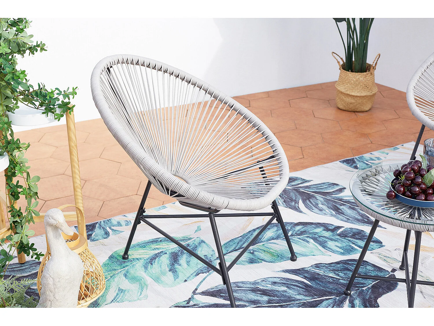 Tuinset 2 eierstoelen + lage tafel lichtgrijs ACAPULCO