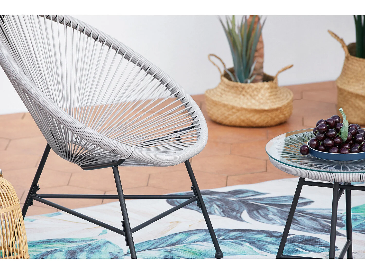 Tuinset 2 eierstoelen + lage tafel lichtgrijs ACAPULCO