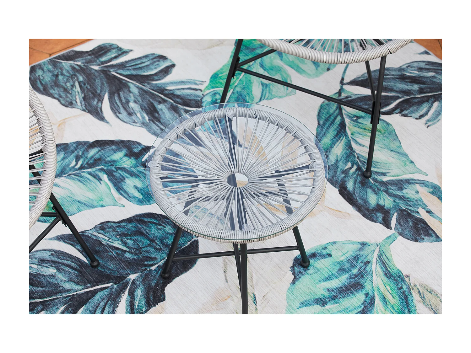 Salon de jardin 2 fauteuils ronds et table basse gris clair ACAPULCO