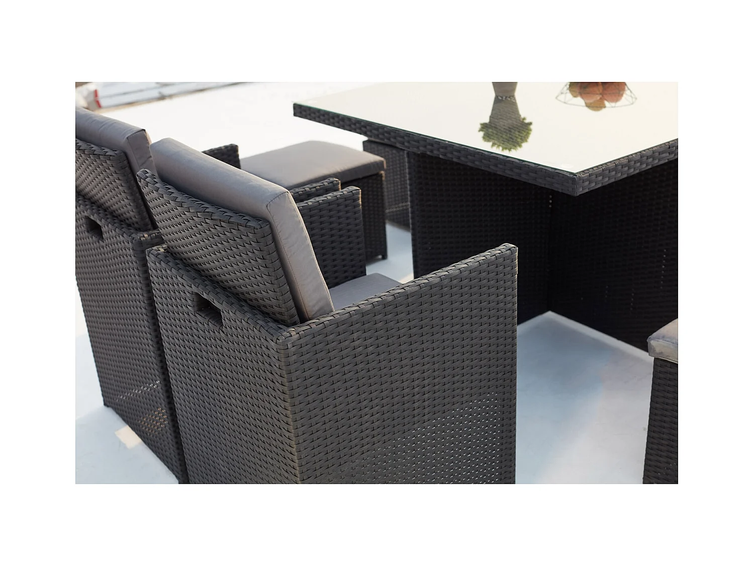 Salón de jardín encastrable 8 plazas de resina trenzada negro/gris MONACO