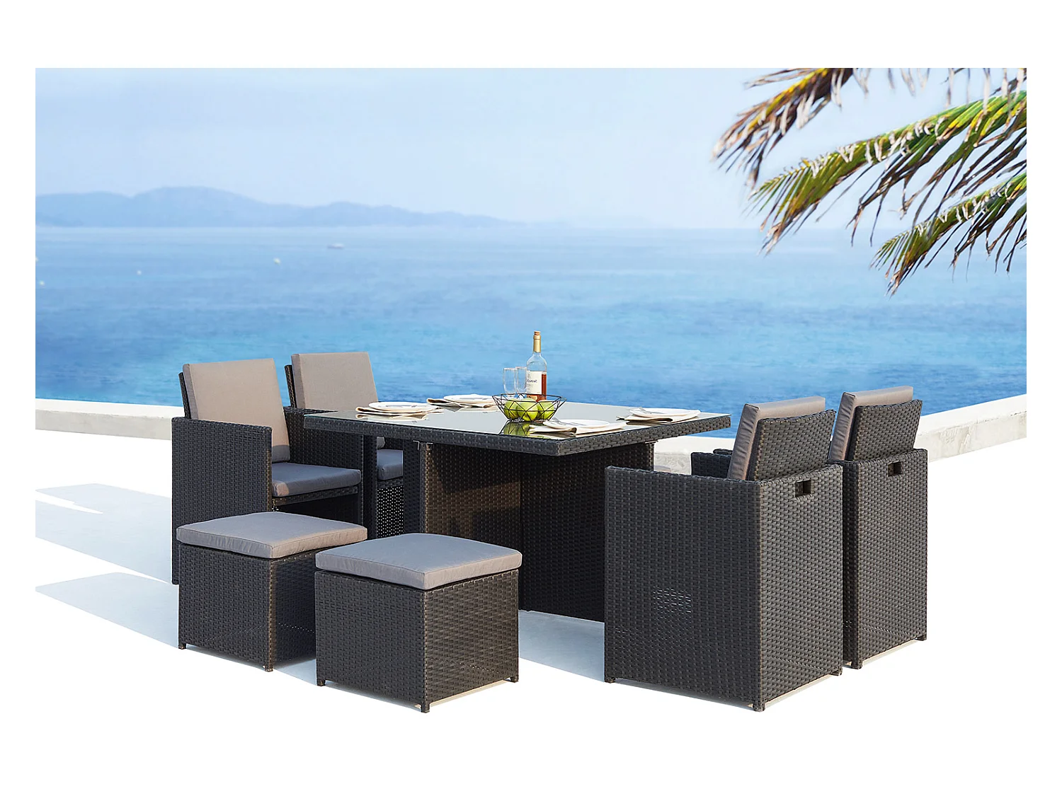 Table et chaises 8 places encastrables en résine noir-gris MONACO