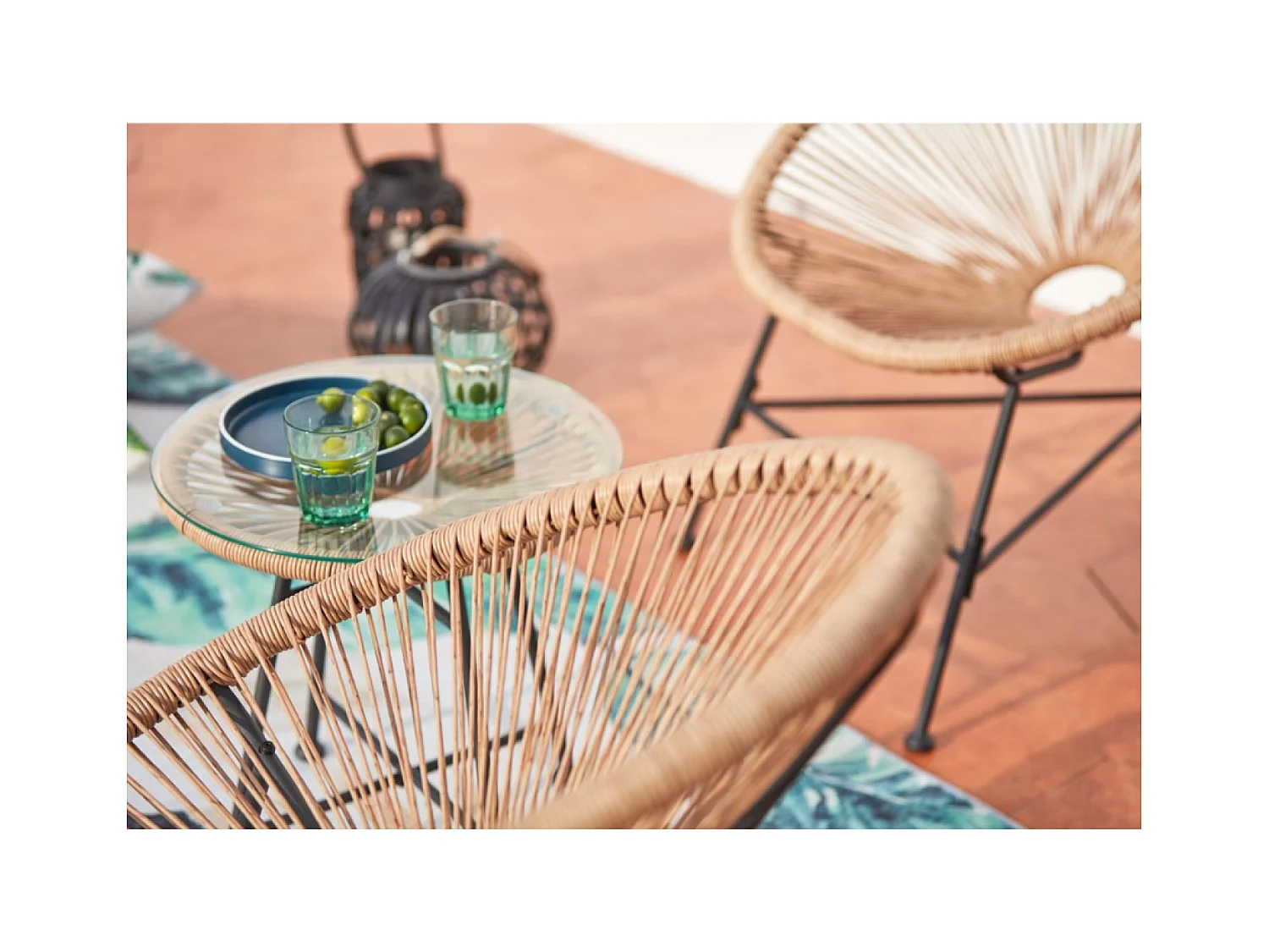 Gartenmöbel, 2 runde Sessel und natürlicher Couchtisch ACAPULCO