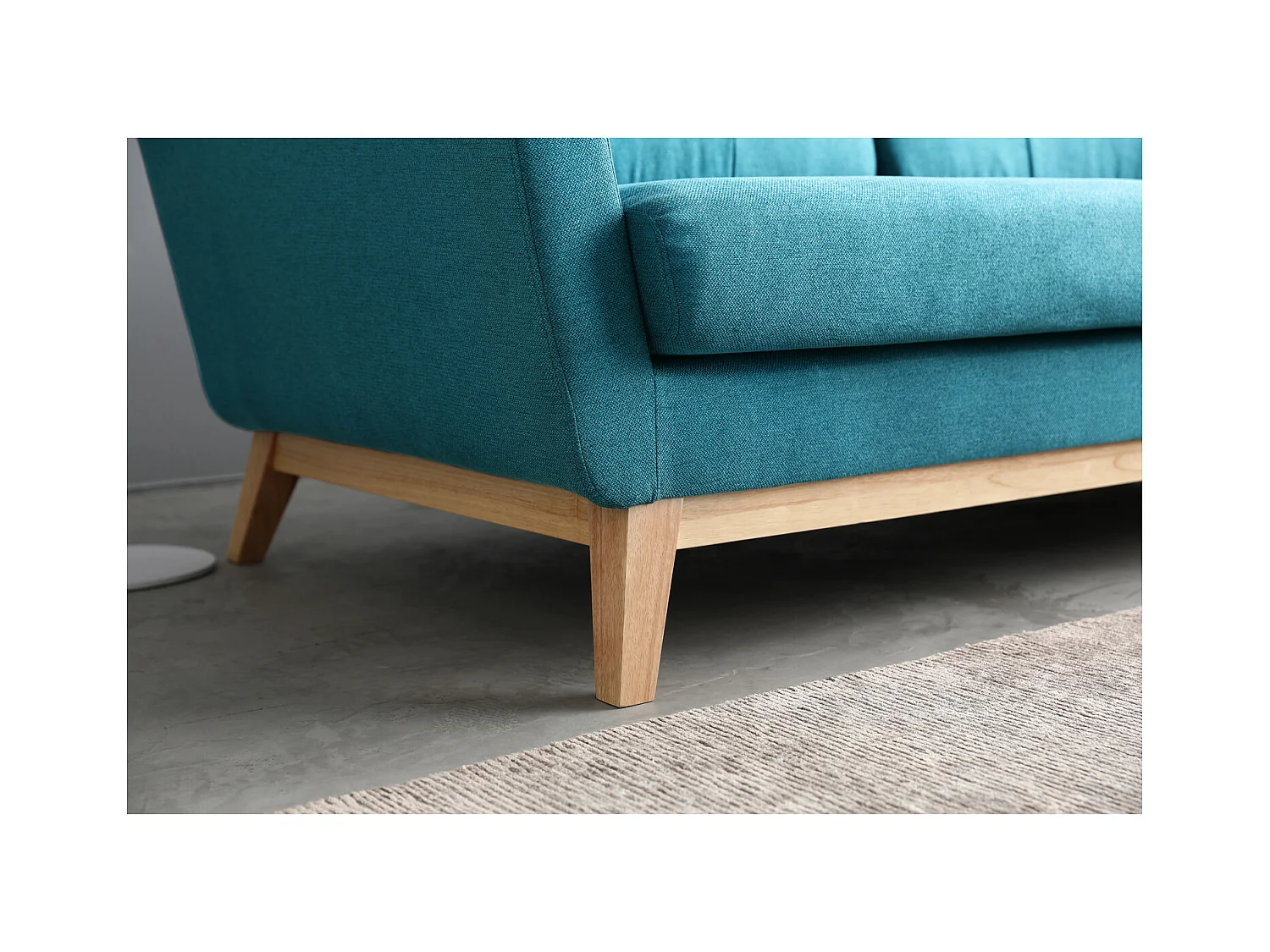 Divano scandinavo 3 posti e 2 cuscini tessuto blu HOGA