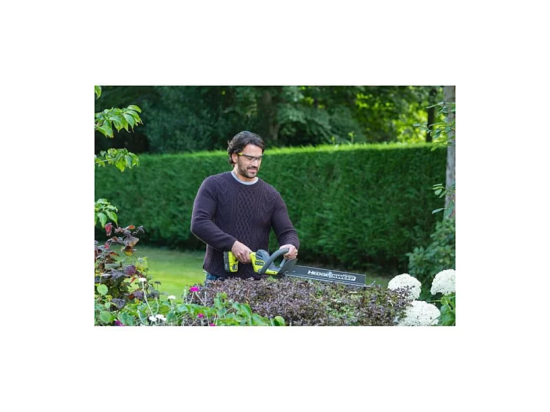 Taille-haies sans fil 18V ONE+  LINEA RY18HT45A-120 - Lame de 45 cm - 1 batterie 18V 2,0 Ah et 1 chargeur