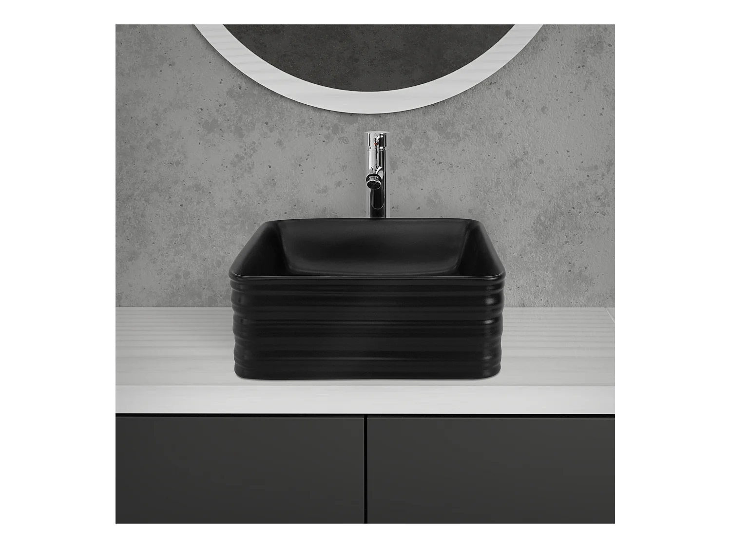 Lavabo de cerámica cuadrado lavamanos y desagüe negro sobre encimera 39x39x15cm