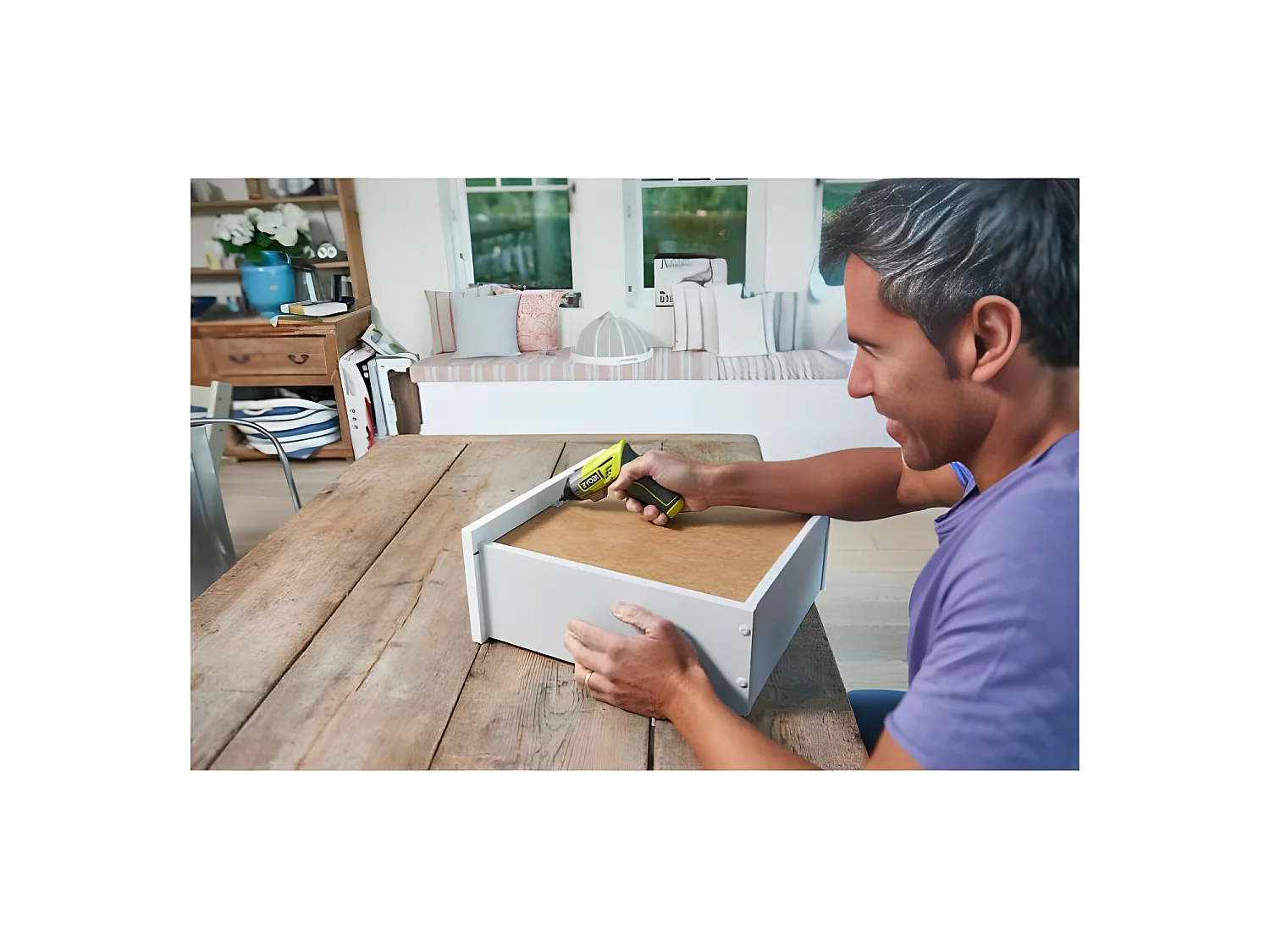 Tournevis sans fil  4V Ergo - batterie 1,5 Ah intégrée - chargeur - ERGO-A2