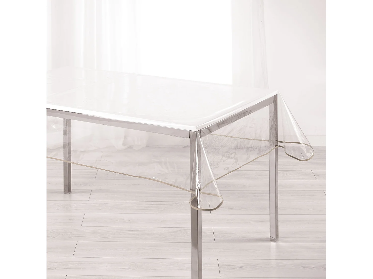 Rechteckige Tischdecke mit farbigem Schrägband-Finish