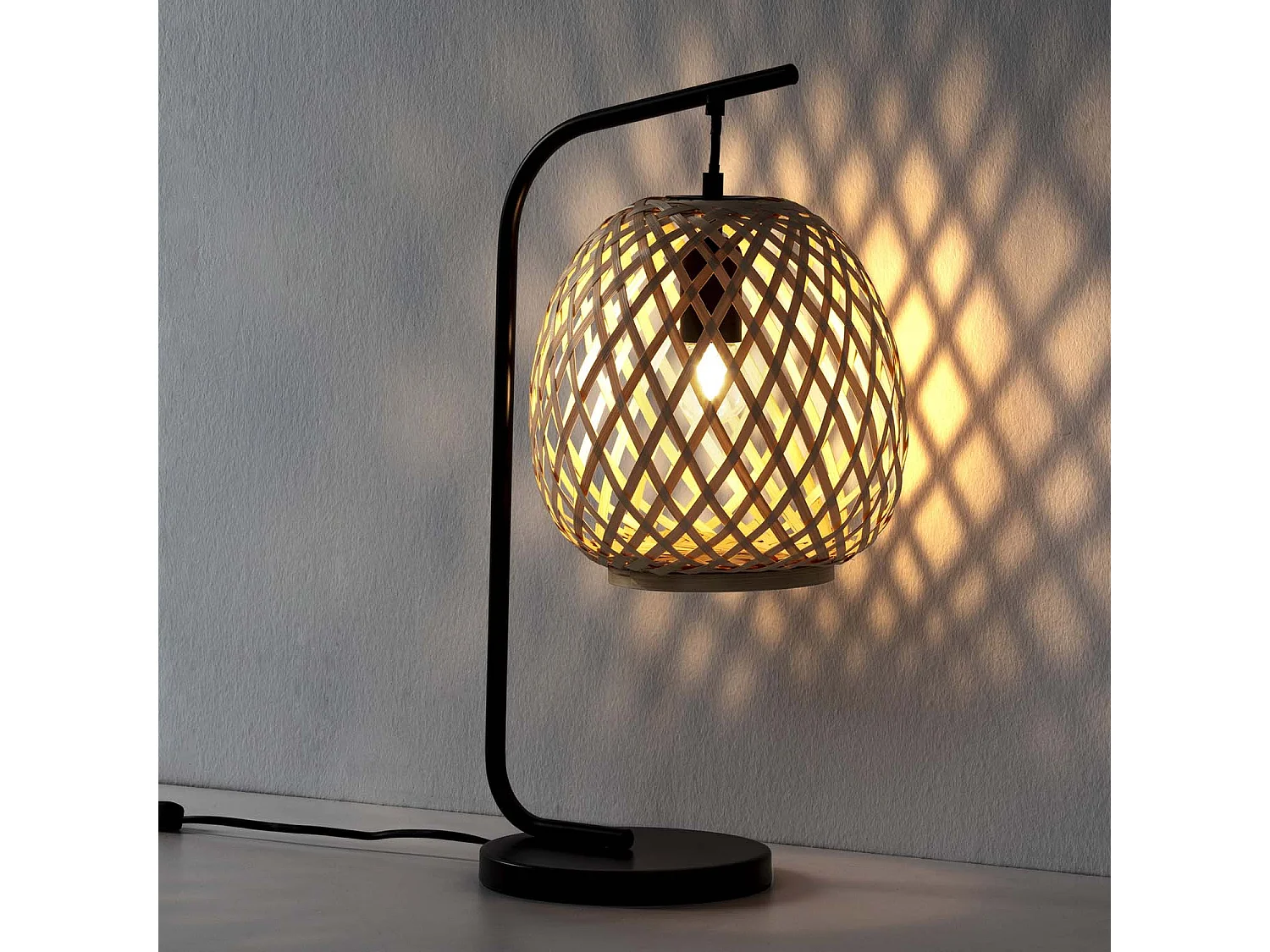 Lampe à poser Reiko en Bamboo, diamètre 50,5 cm