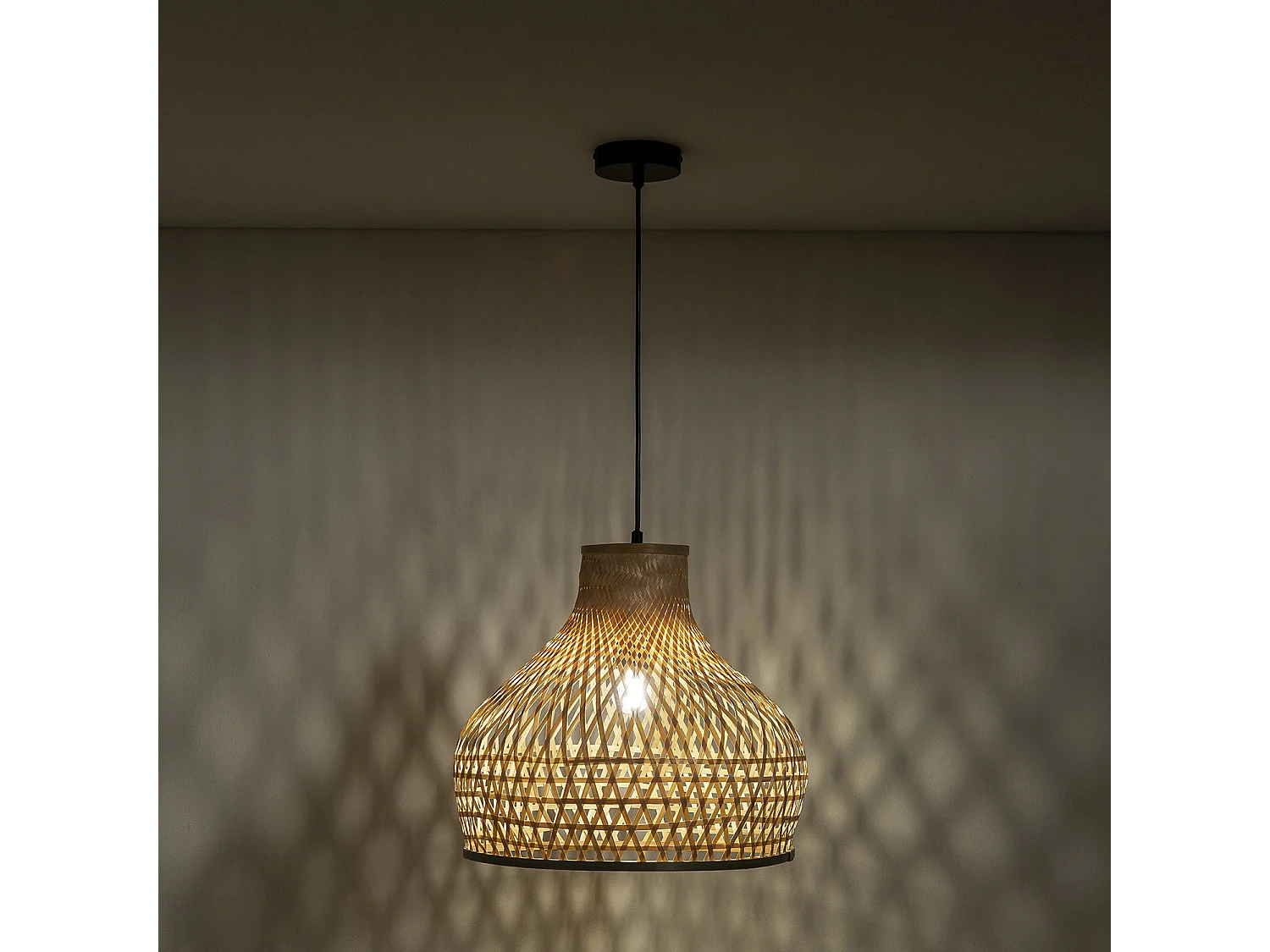 Suspension Yasu en bambou, diamètre 40,5 cm