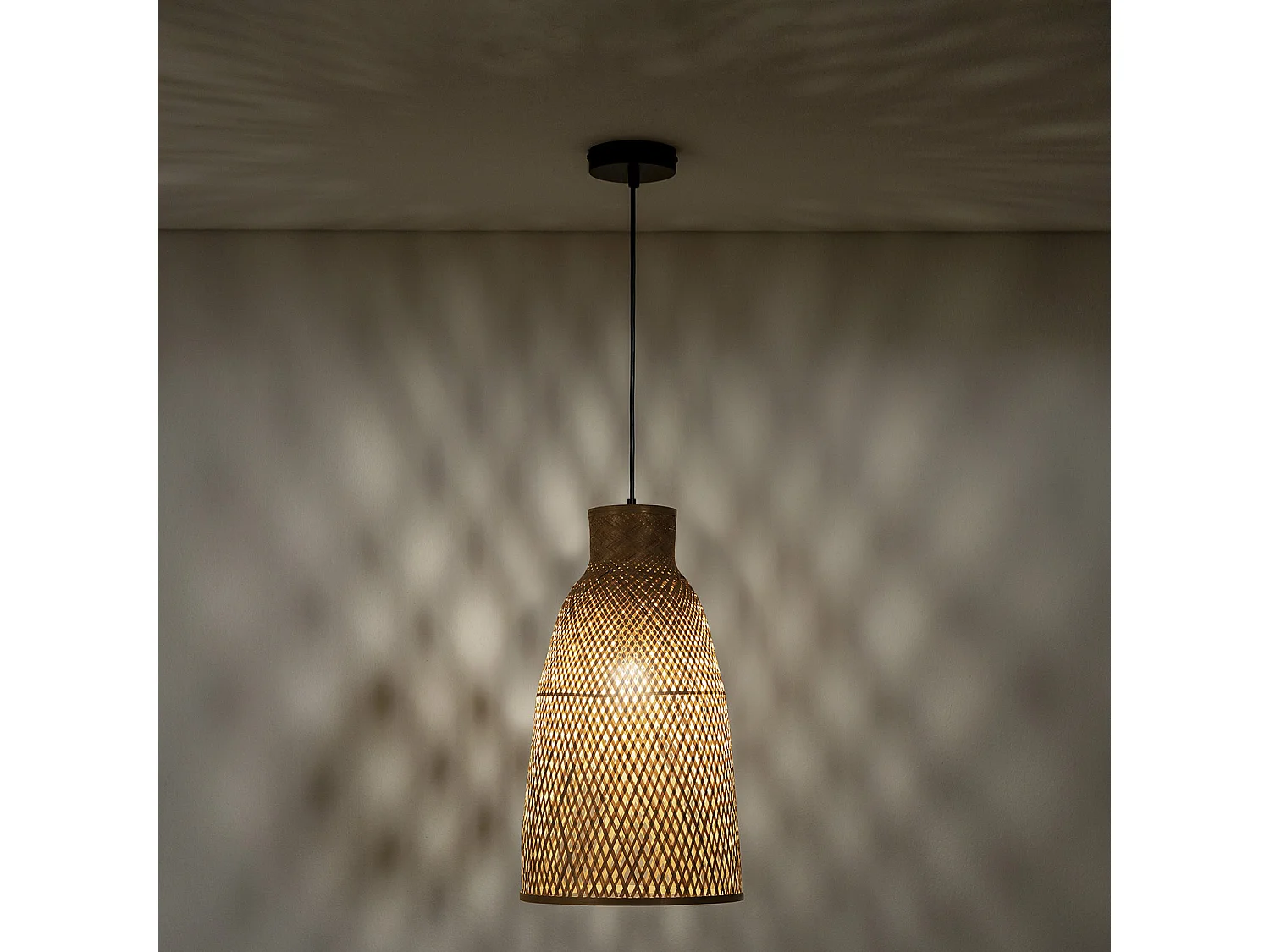 Suspension Nomi en bambou, diamètre 31 cm