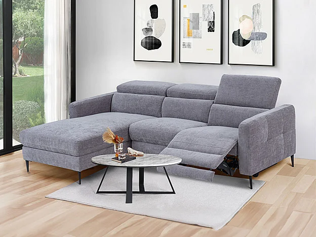 Vänstervänd soffa med elektriskt fällbart ryggstöd i ljusgrått tyg FUSETA