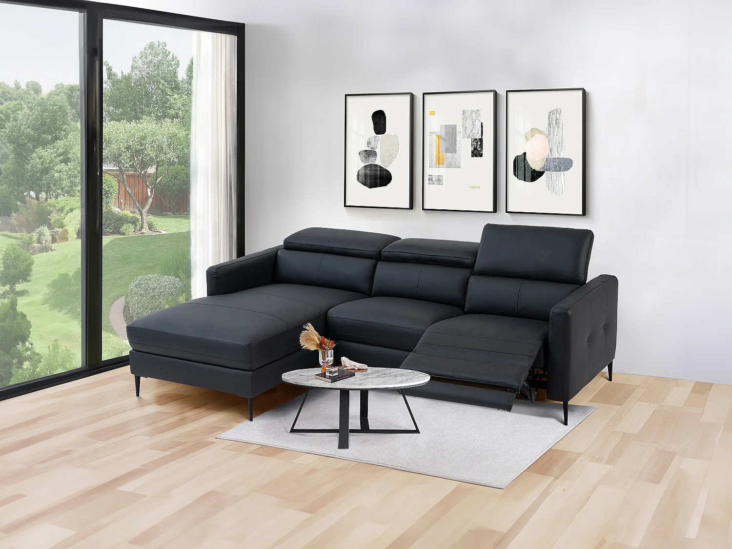 Vänstervänd hörnssoffa i svart läder med elektrisk reglering FUSETA
