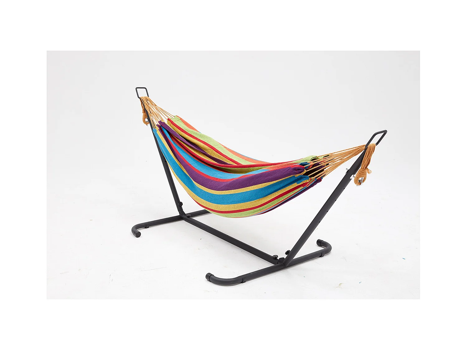 Hangmat met stalen frame in regenboogkleuren van polyester voor volwassenen, bestand tegen weersinvloeden