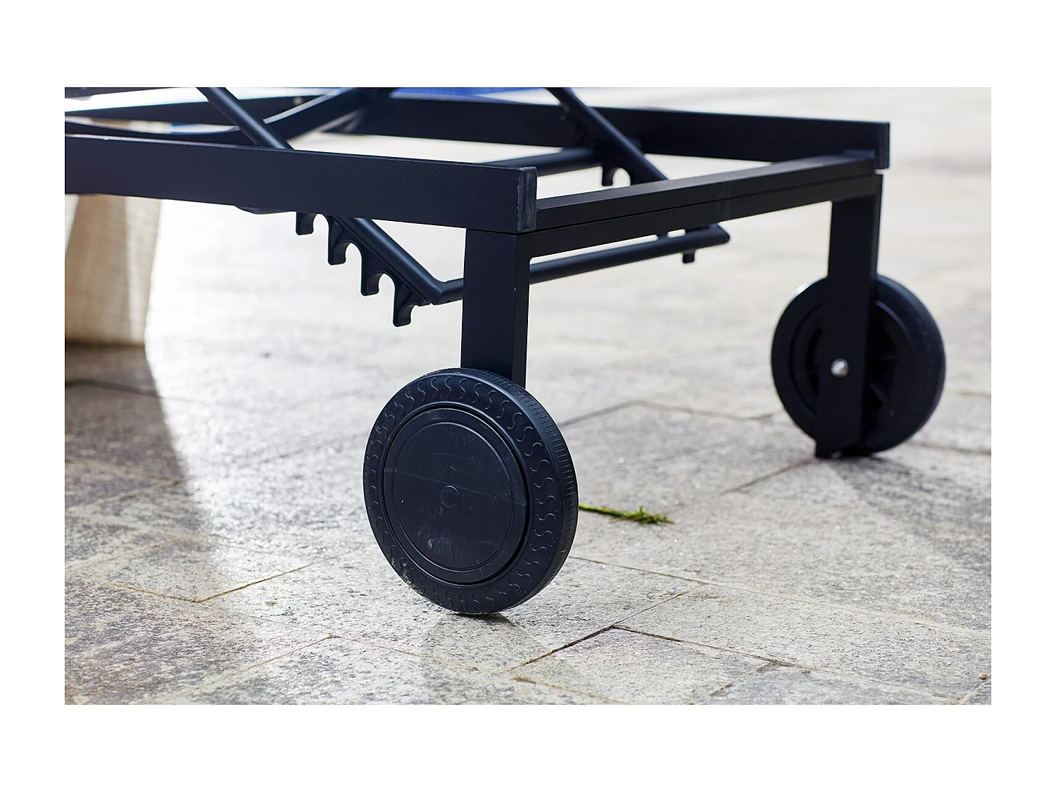 Lot de 2 transats inclinables avec roulettes en aluminium gris CUBA