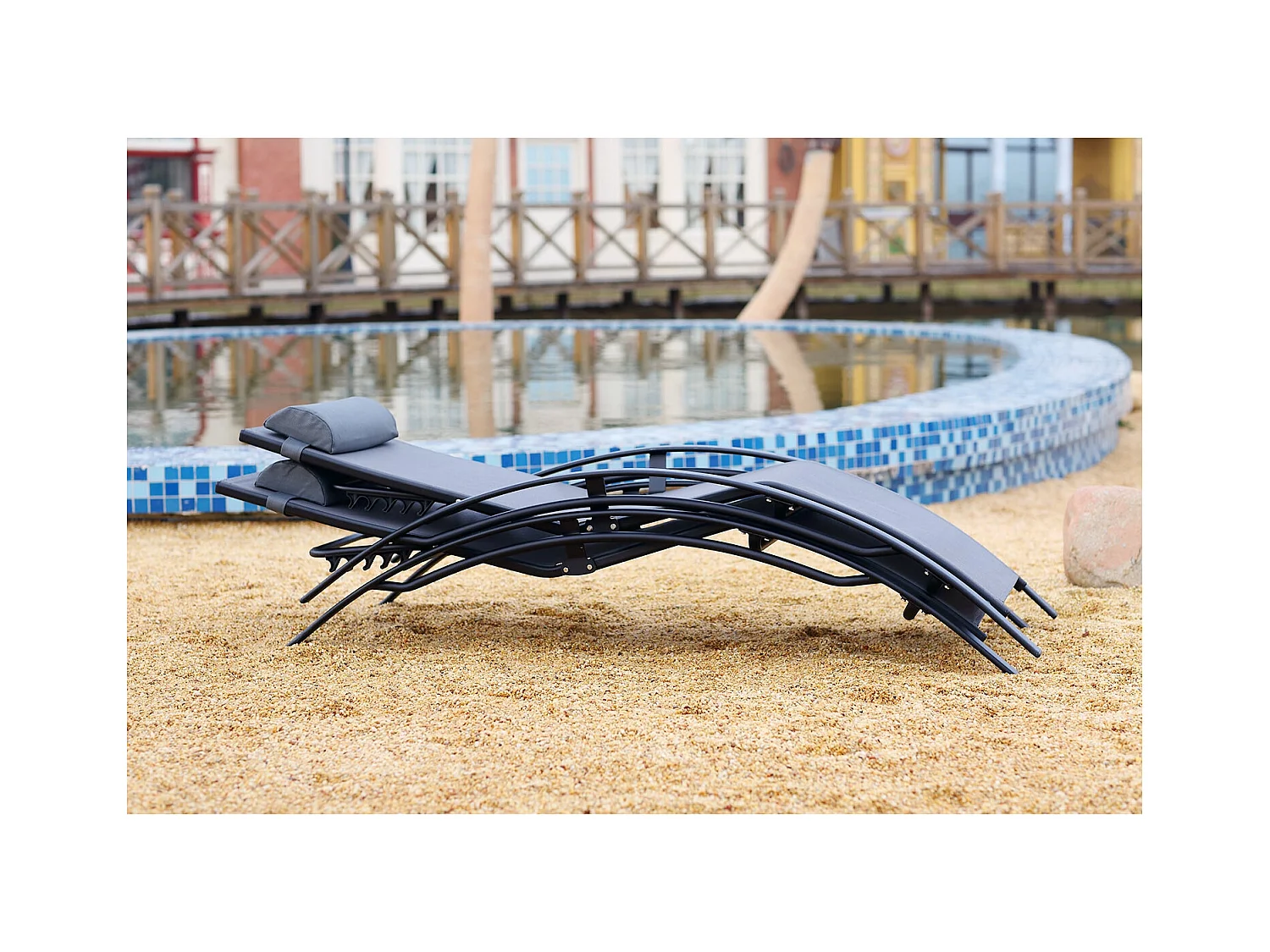 Juego de 2 tumbonas apilables y regulables gris / negro BAHIA