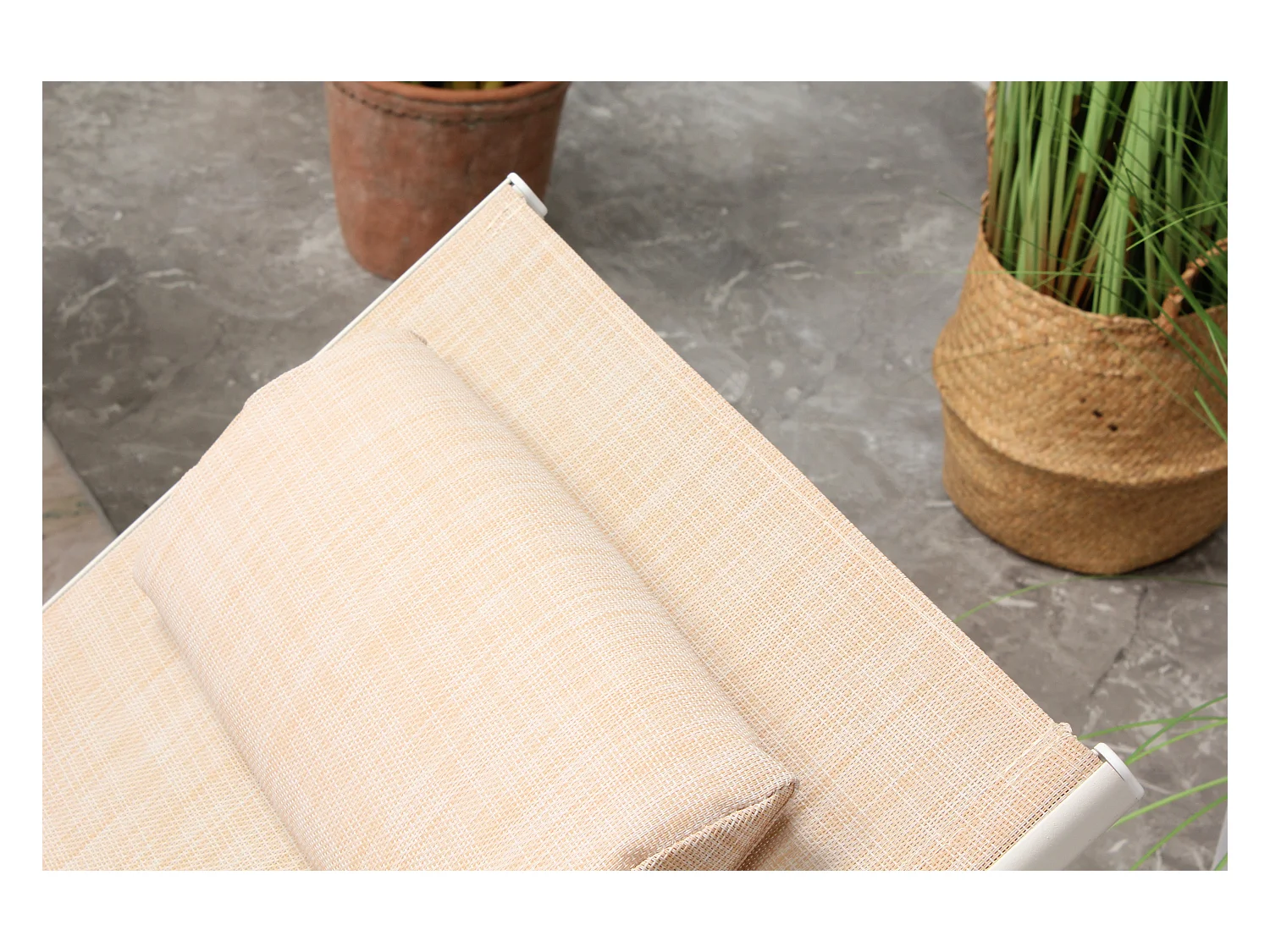 Set di 2 sdraio regolabili in alluminio e textilene ecru/biancp BAHIA