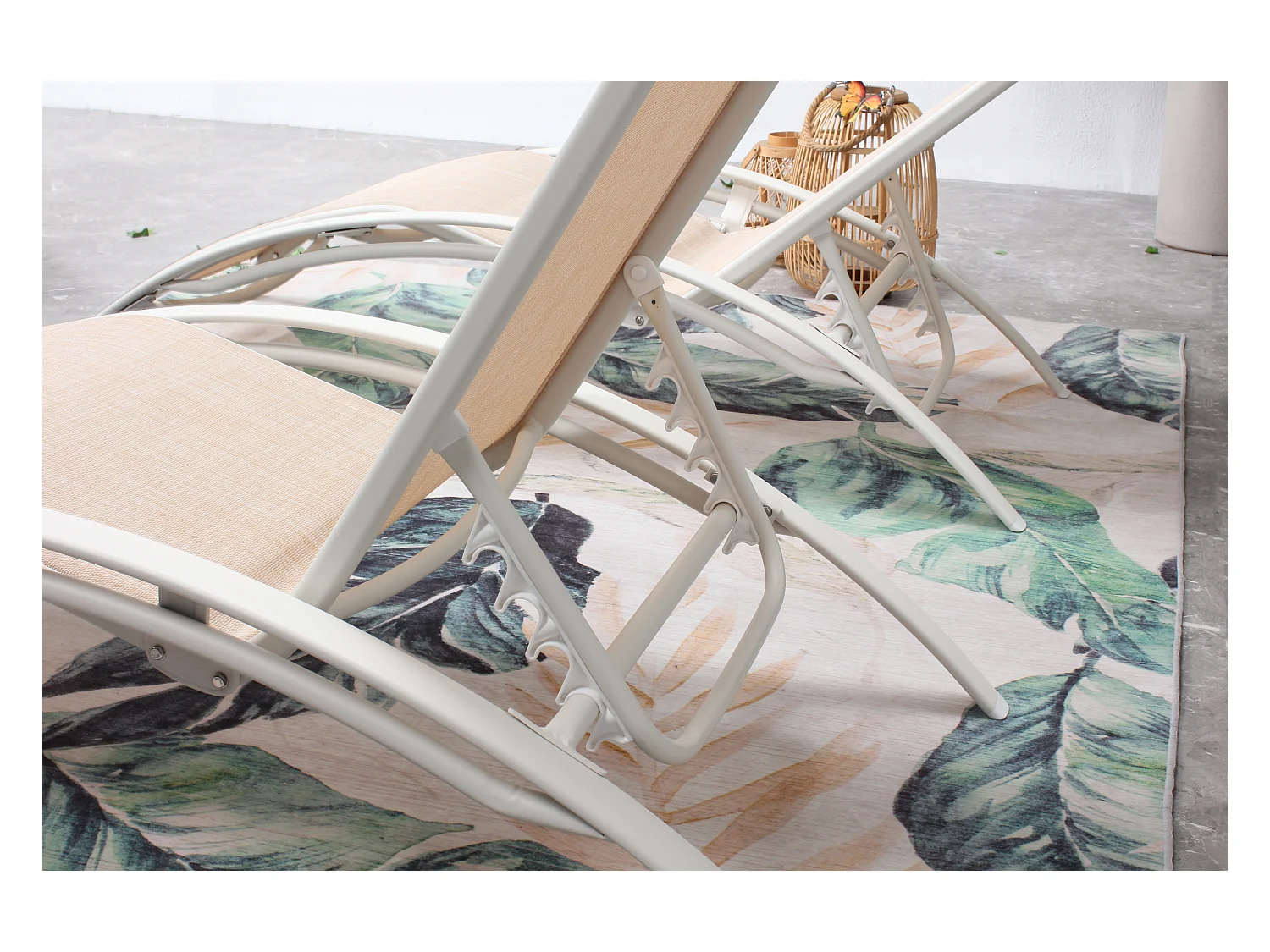Set di 2 sdraio regolabili in alluminio e textilene ecru/biancp BAHIA
