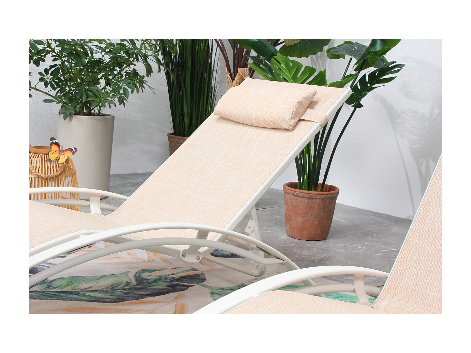 Set van 2 ligstoelen van aluminium en textilene in ecru/wit BAHIA met verstelbare rugleuning en hoofdsteun