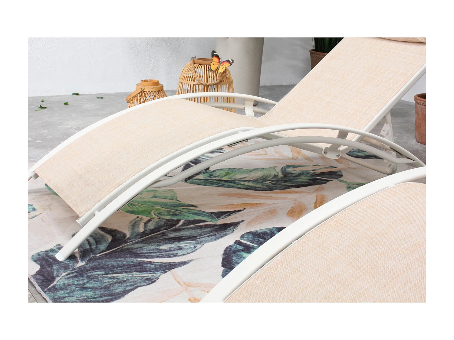 Set van 2 ligstoelen van aluminium en textilene in ecru/wit BAHIA met verstelbare rugleuning en hoofdsteun