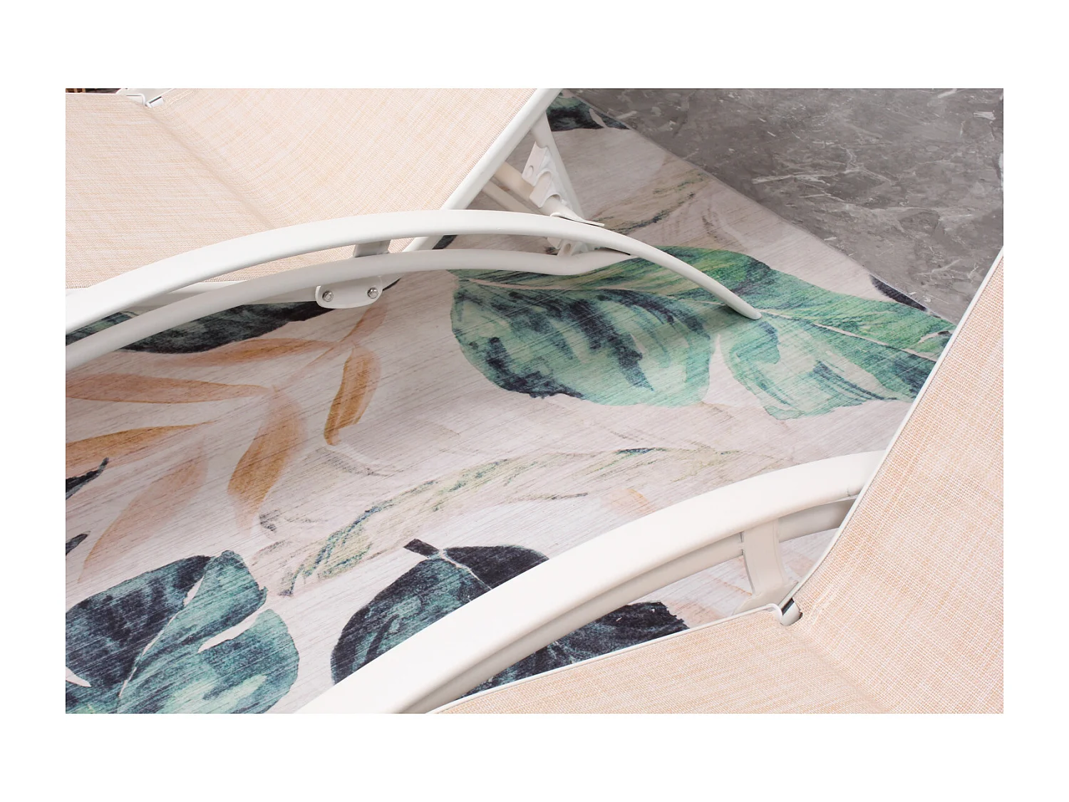 Set van 2 ligstoelen van aluminium en textilene in ecru/wit BAHIA met verstelbare rugleuning en hoofdsteun