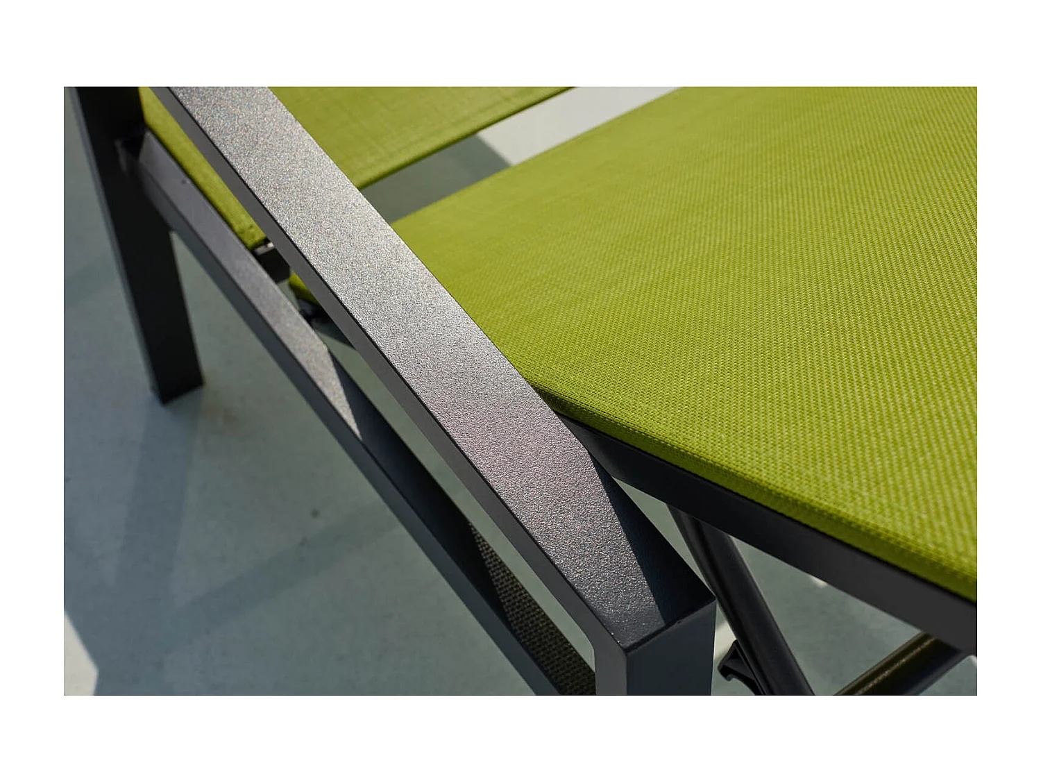 Lot de 2 transats en aluminium gris foncé et vert BARI