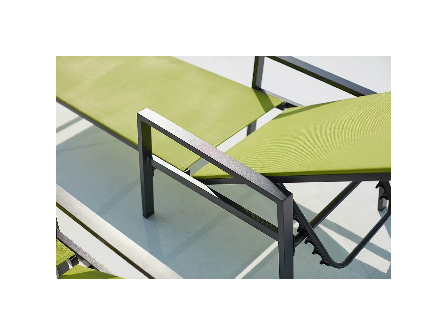 Lot de 2 transats en aluminium gris foncé et vert BARI