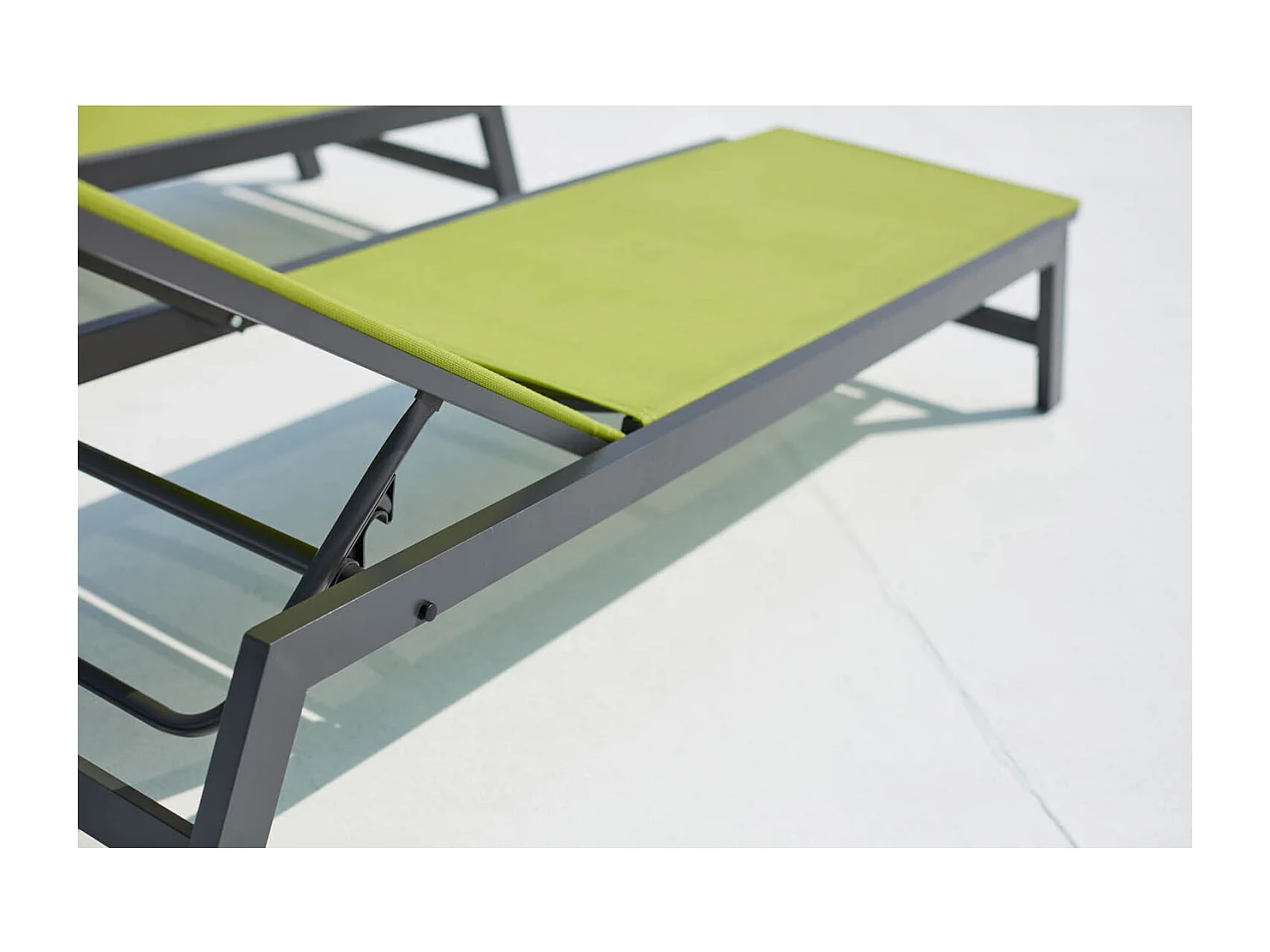 Lot de 2 transats avec roulettes gris foncé et vert PRATO