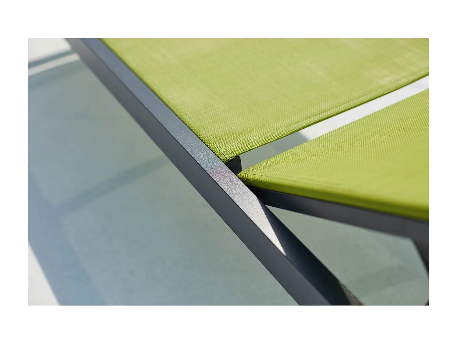 Lot de 2 transats avec roulettes gris foncé et vert PRATO