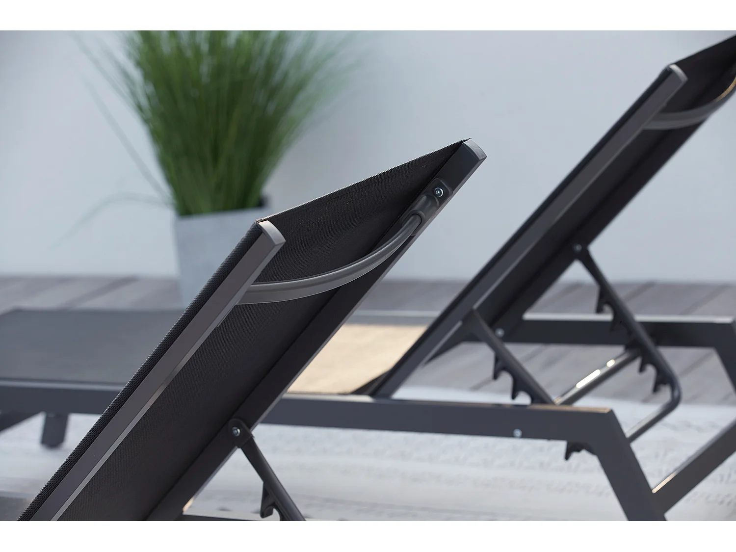 Lot de 2 transats avec roulettes gris foncé et noir PRATO