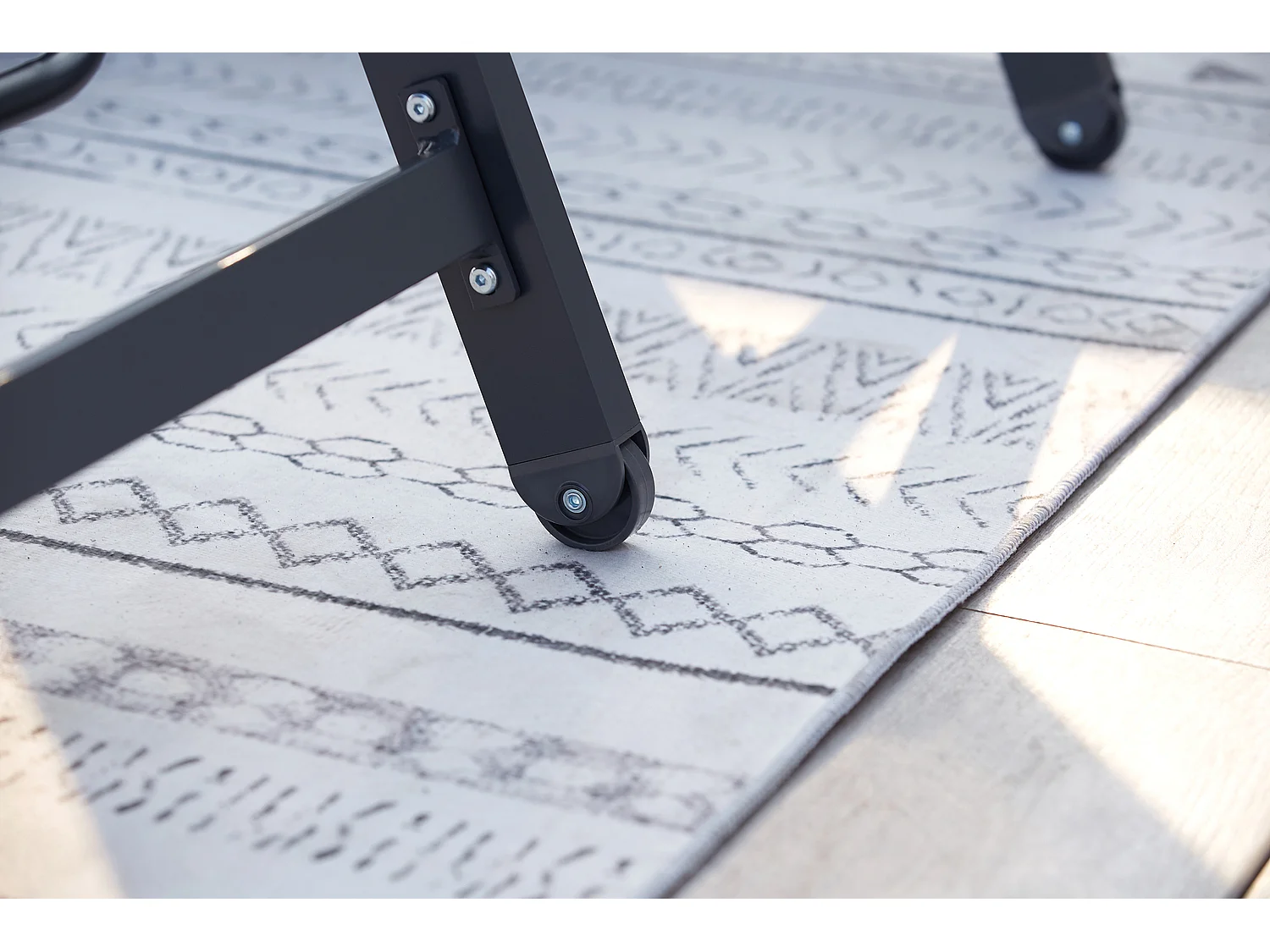 Lot de 2 transats avec roulettes gris foncé et noir PRATO