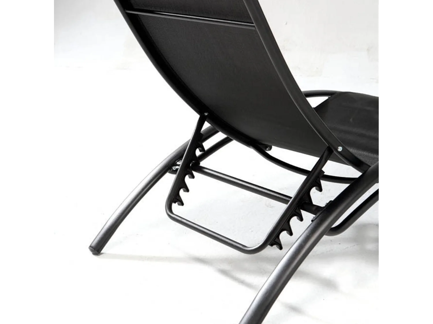 Lot de 2 transats ajustables avec pieds en acier noir LIMEA