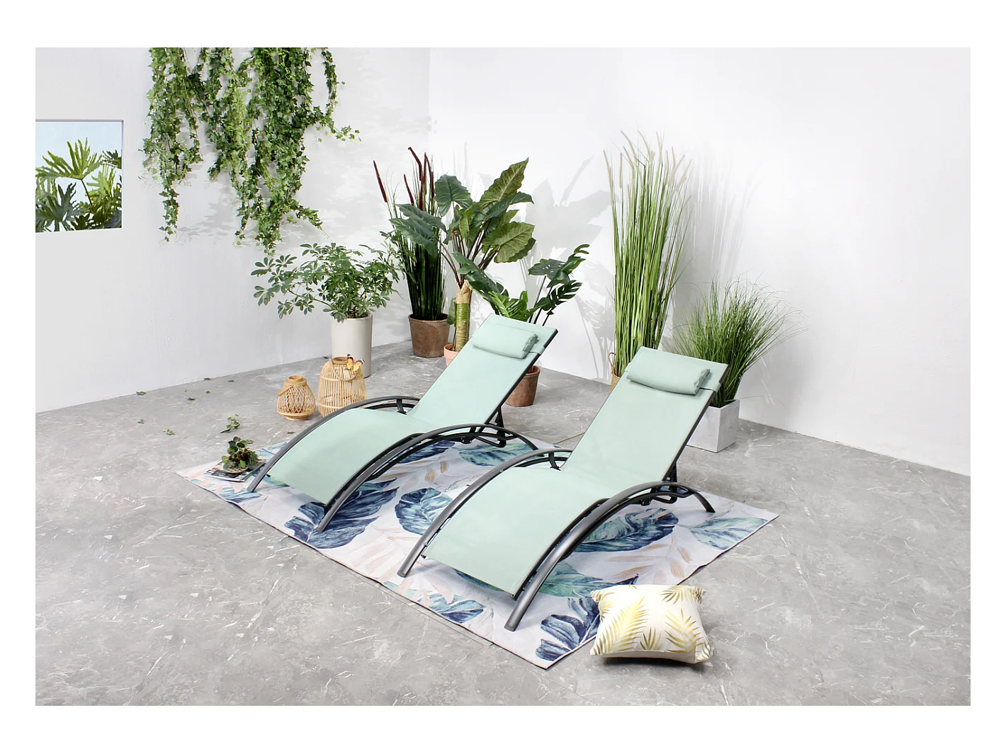 Lot de 2 transats en aluminium et toile PVC vert pastel BAHIA