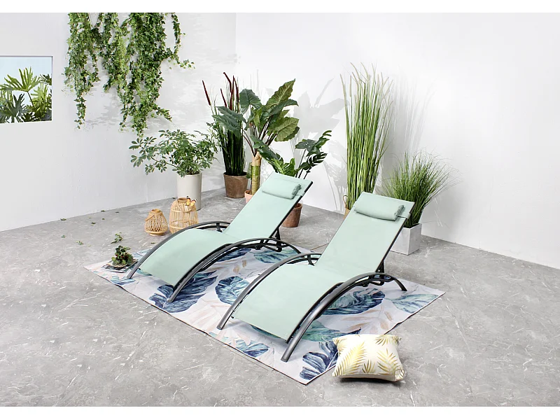 Lot de 2 transats en aluminium et toile PVC vert pastel BAHIA