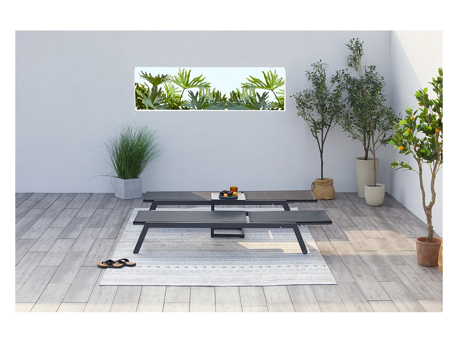 Set di 2 sdraio e un tavolino nero PRATO